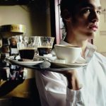waiter-carry-tray