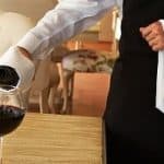 serving-guest-restaurant