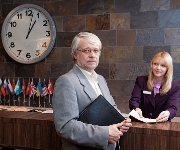 hotel guest reservation procedure