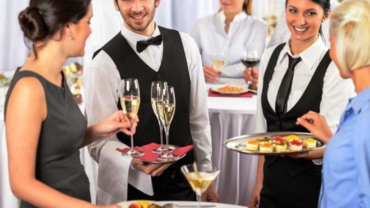 Banquet Server Job Description